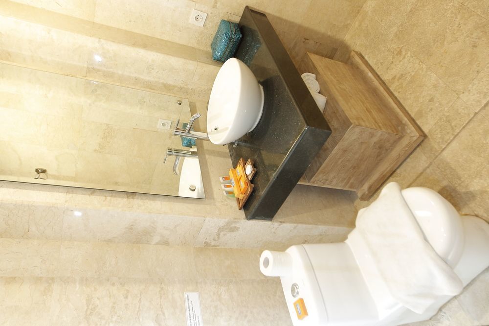 Destiny Boutique Hotel Семиньяк Экстерьер фото