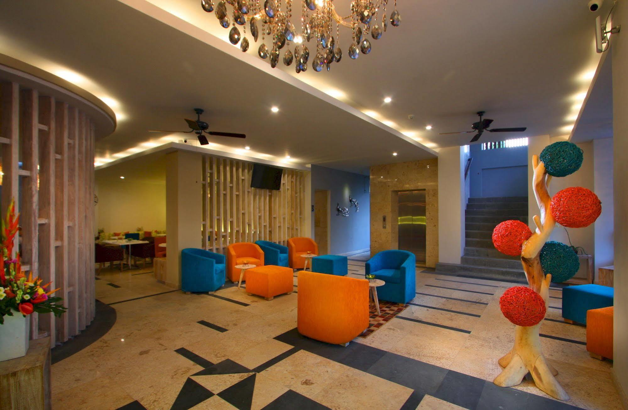 Destiny Boutique Hotel Семиньяк Экстерьер фото